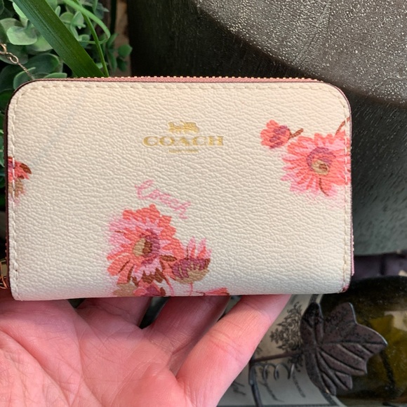SOLD⛔️Authentic COACH 1941 coated floral canvas/smooth leather zip around wallet - Picture 9 of 9
